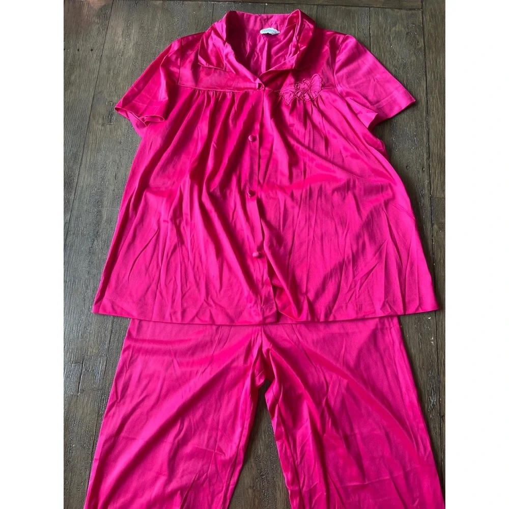 Vintage Lorraine Hot Pink Nylon Pajama Set Short Sleeve Button Front Small USA
